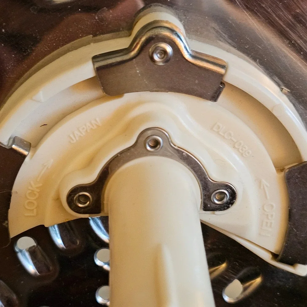Cuisinart DLC-037 Medium Shredding Disc with DLC-039 Stem for DLC-7 Series Japan